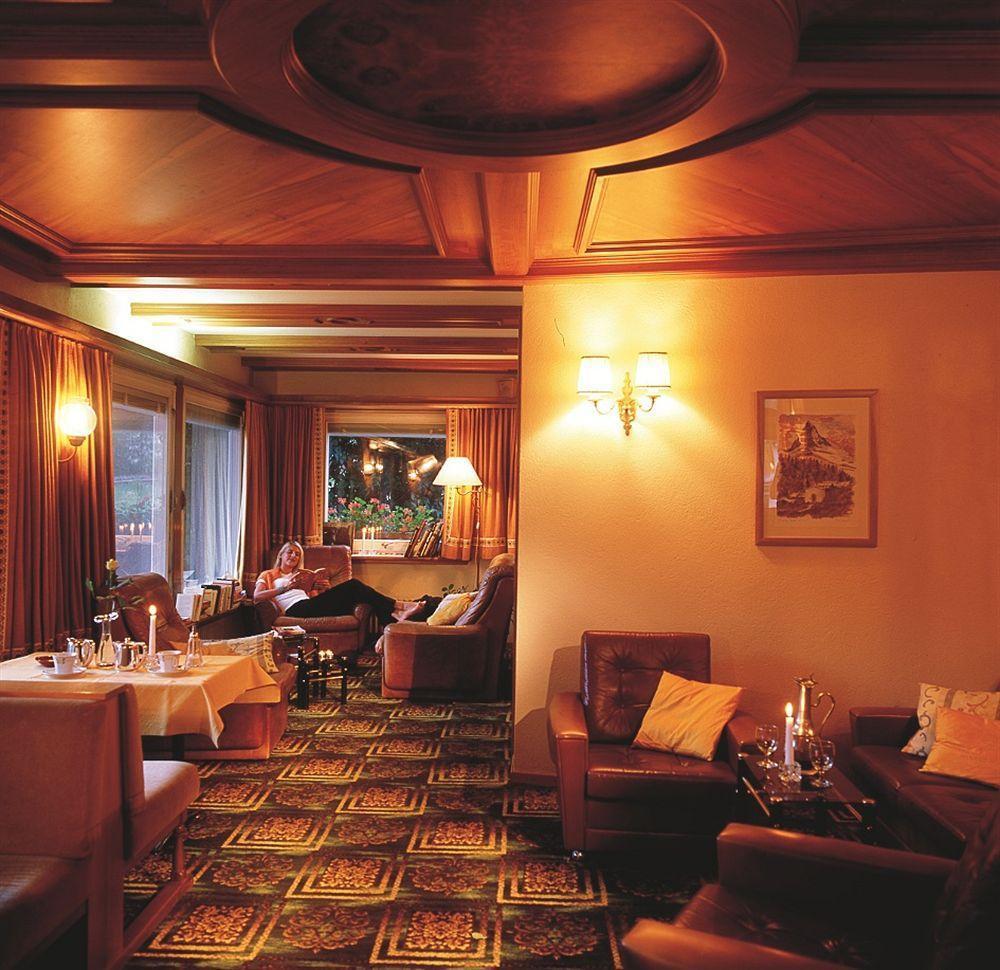 Hotel Alfa Zermatt Restaurante foto